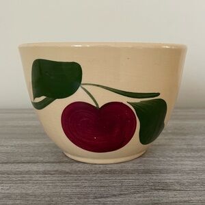 Vintage Watt Pottery Apple Bowl